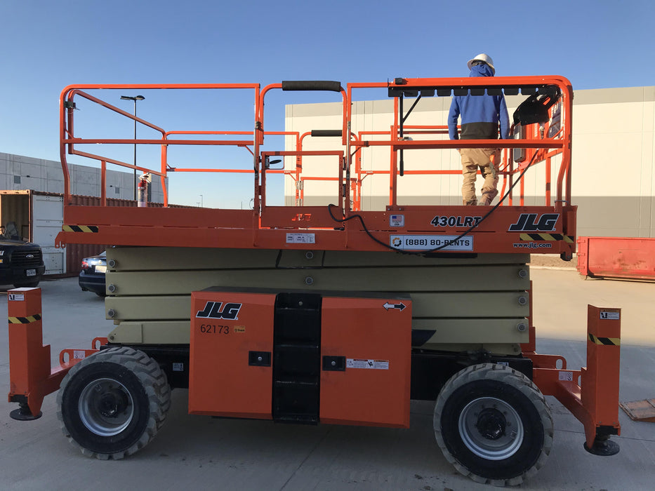 2020 JLG 430LRT