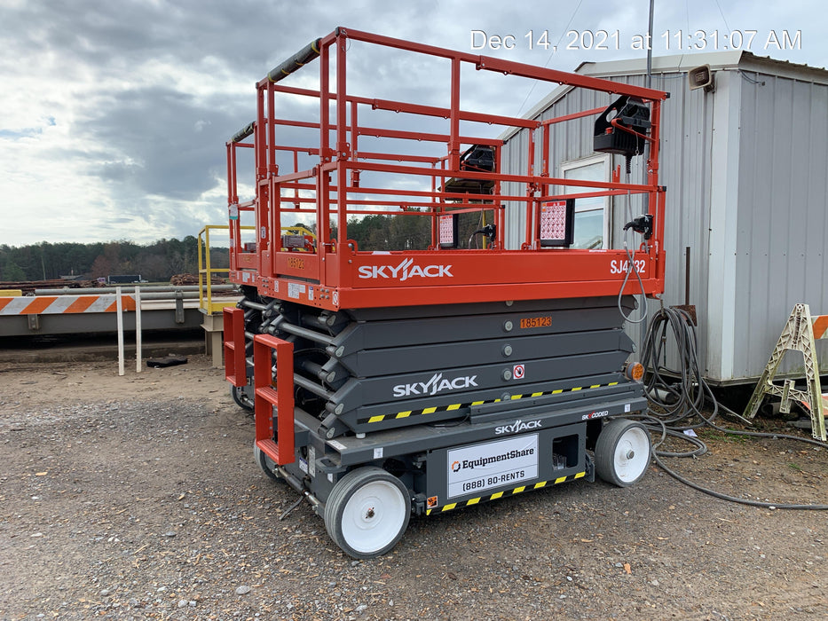 2021 SKYJACK SJ4732