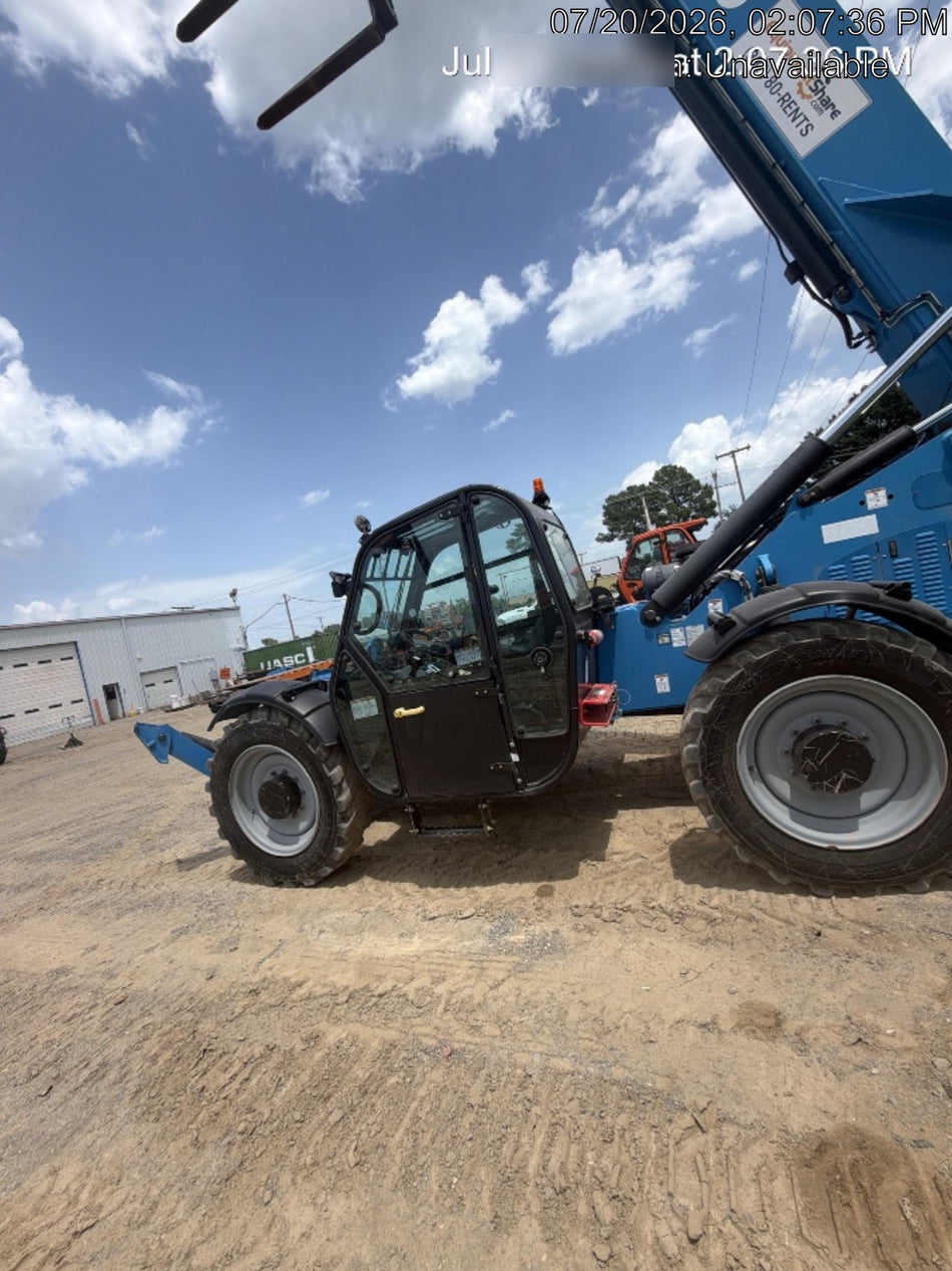 2019 Genie GTH-1056 Cab/Heat/AC, FF Tires, LED Work Lights, Beacon 60" QA Carriage, 60" Forks