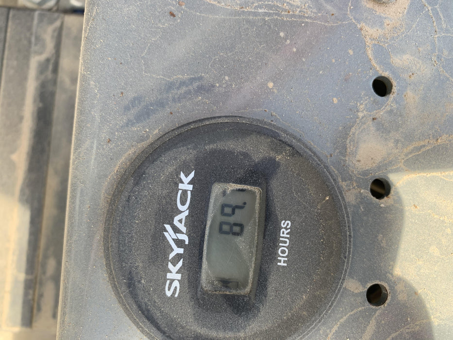 2018 Skyjack SJIII-3226 Skyjack SJIII3226 Scissor Lift w/Trojan Batteries