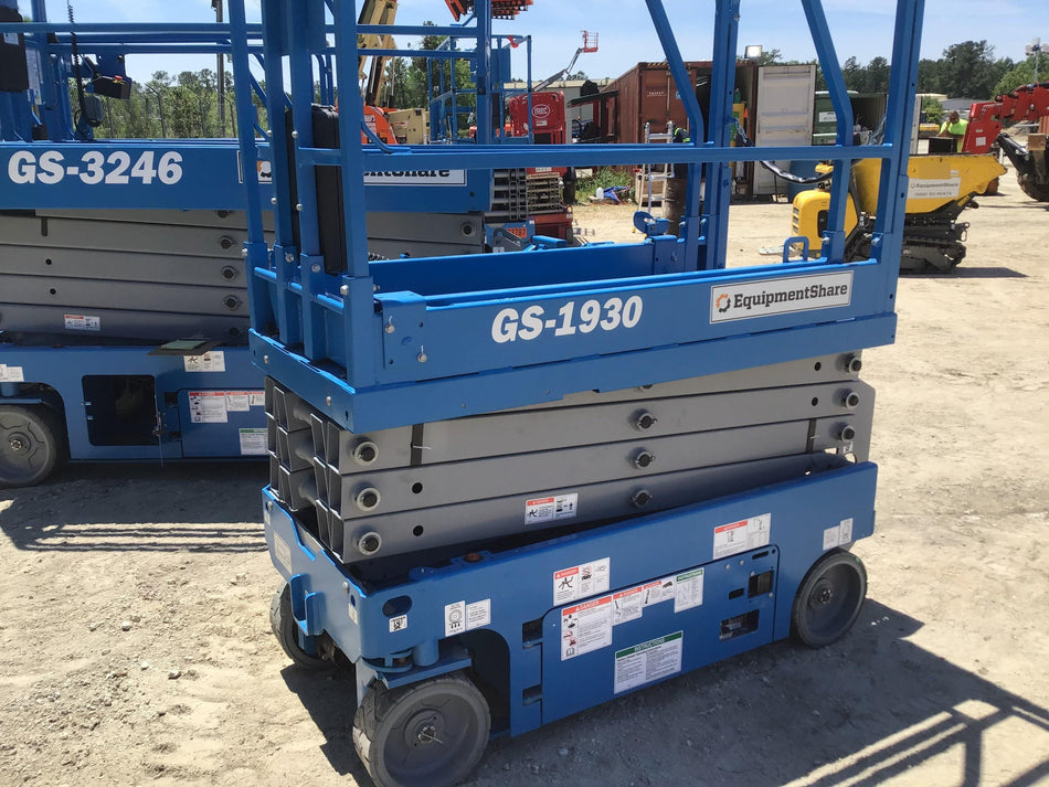 2020 Genie GS-1930 Fixed rails with chain entry gate - Pre A92.20