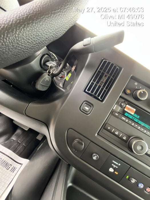 2025 CHEVROLET Express Van - Rental