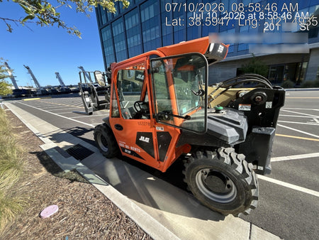 2025 JLG 519