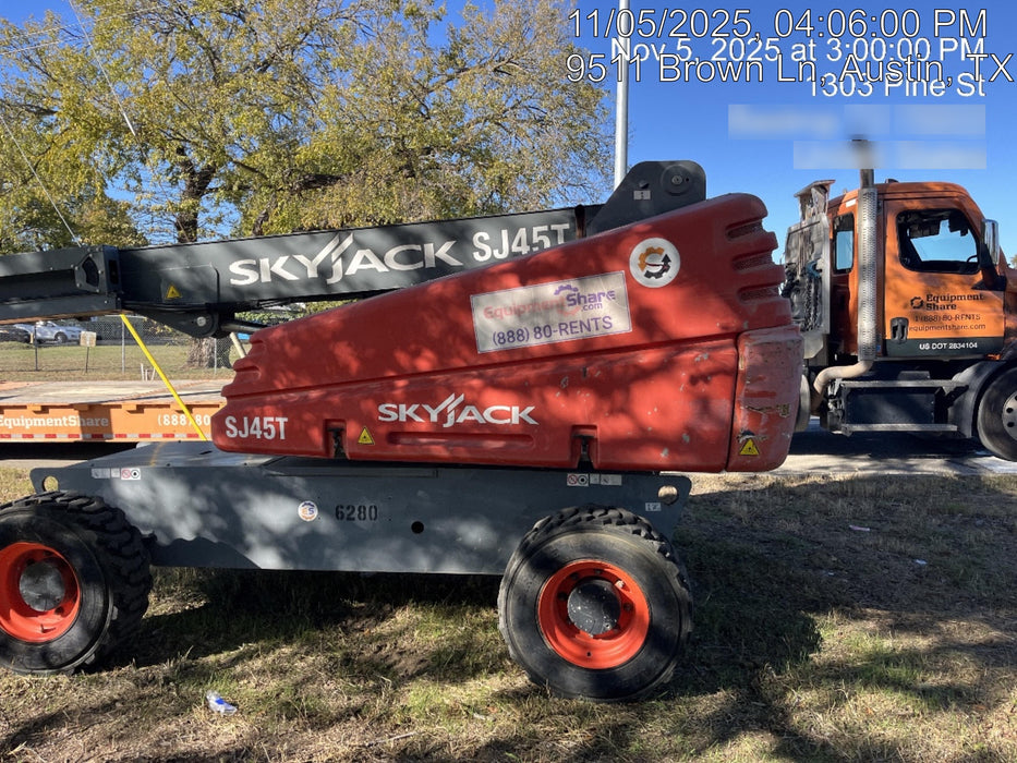 2017 SKYJACK SJ45T+