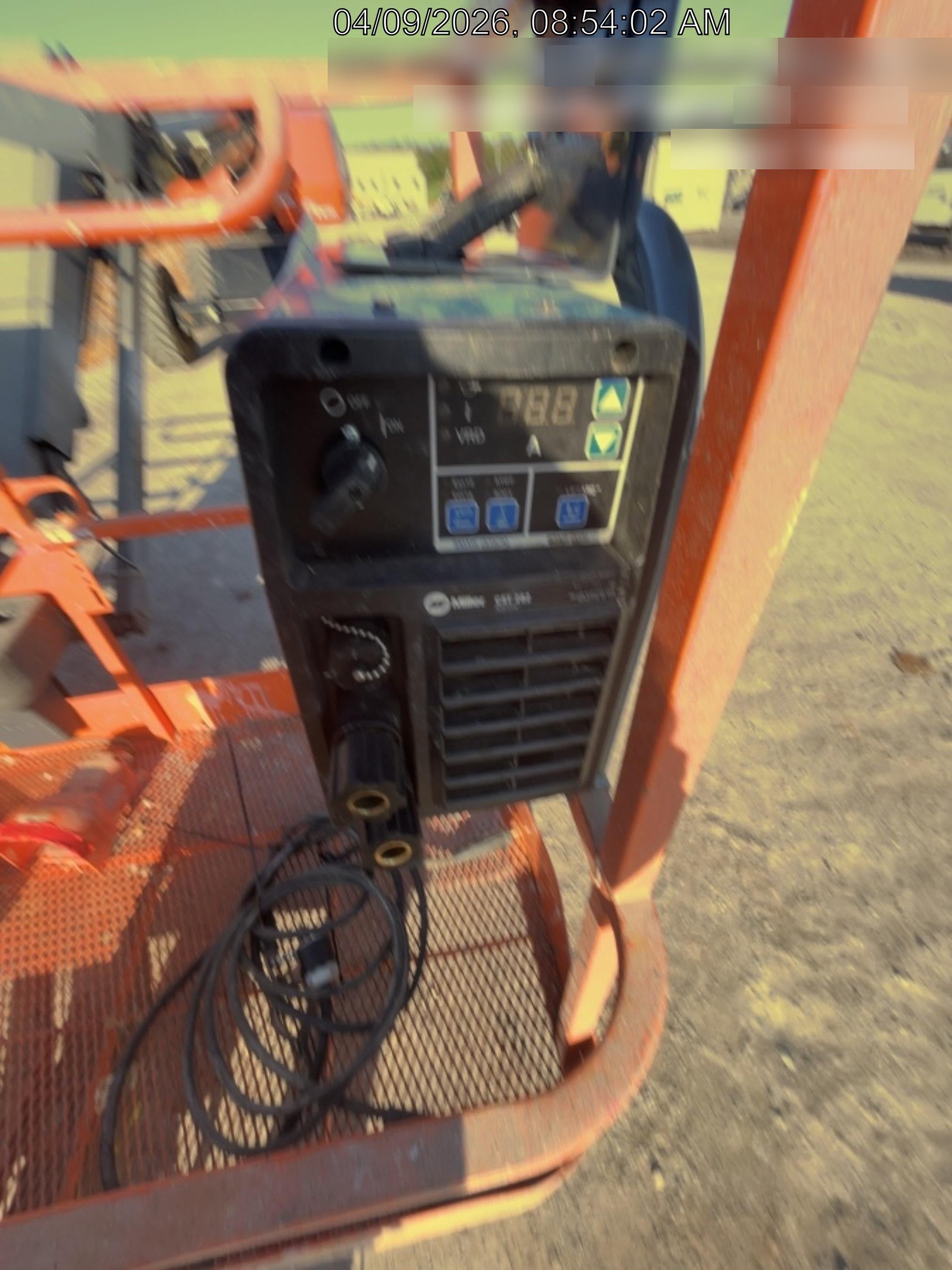 2025 MILLER ELECTRIC CST-282
