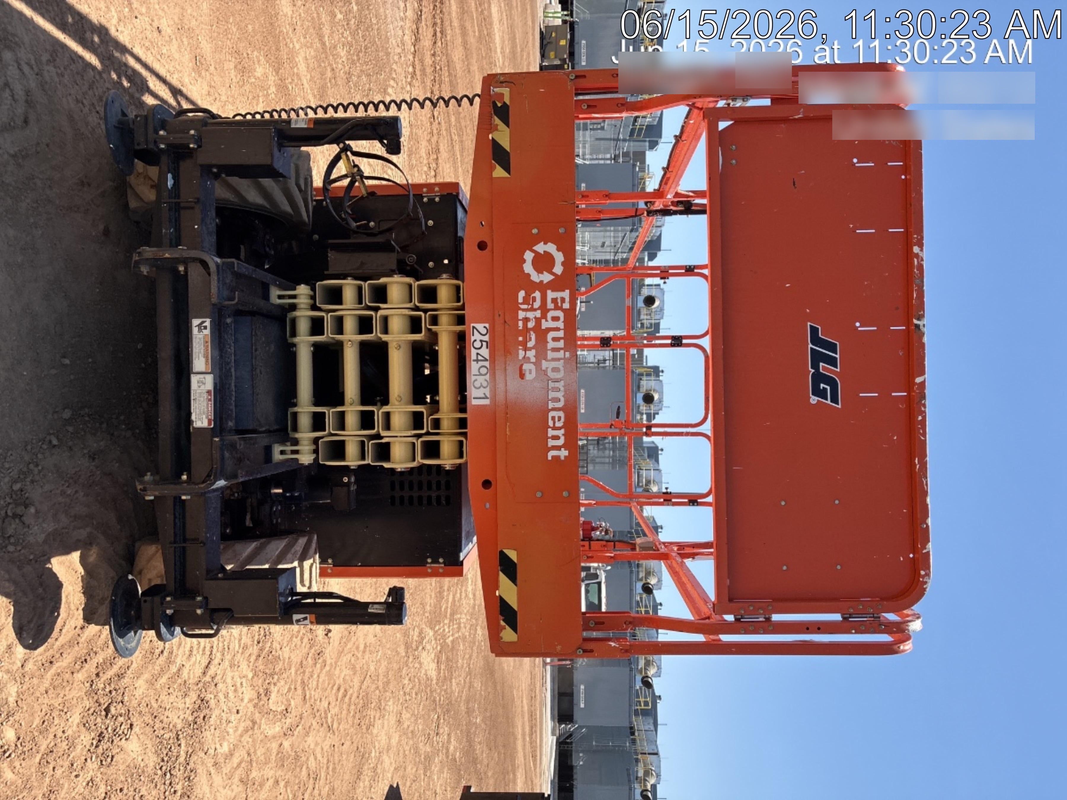 2022 JLG RT3369