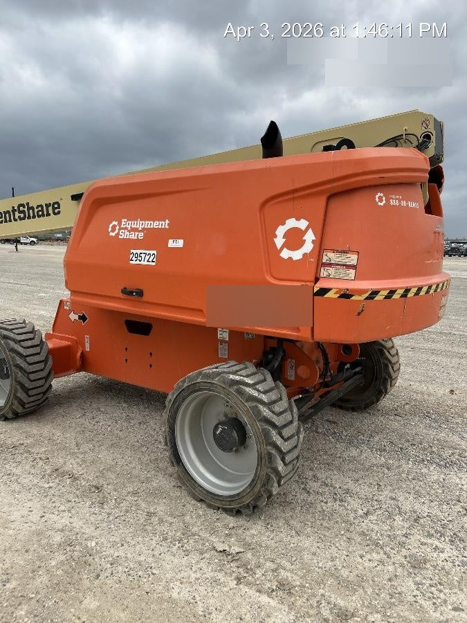 2023 JLG 660SJ