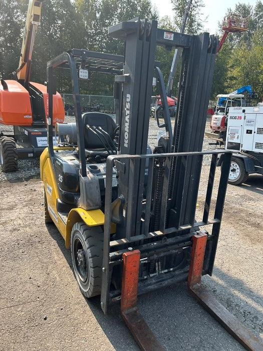 2021 KOMATSU FG25T-16