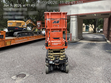 2023 JLG ES1932