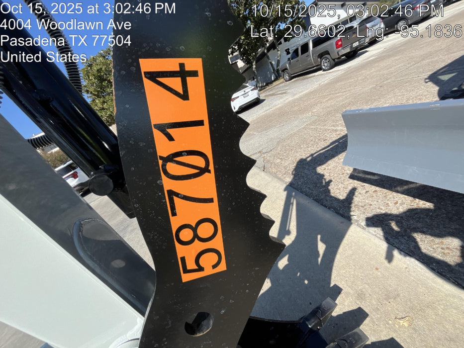 2025 TAKEUCHI 18" HD Bucket - Takeuchi