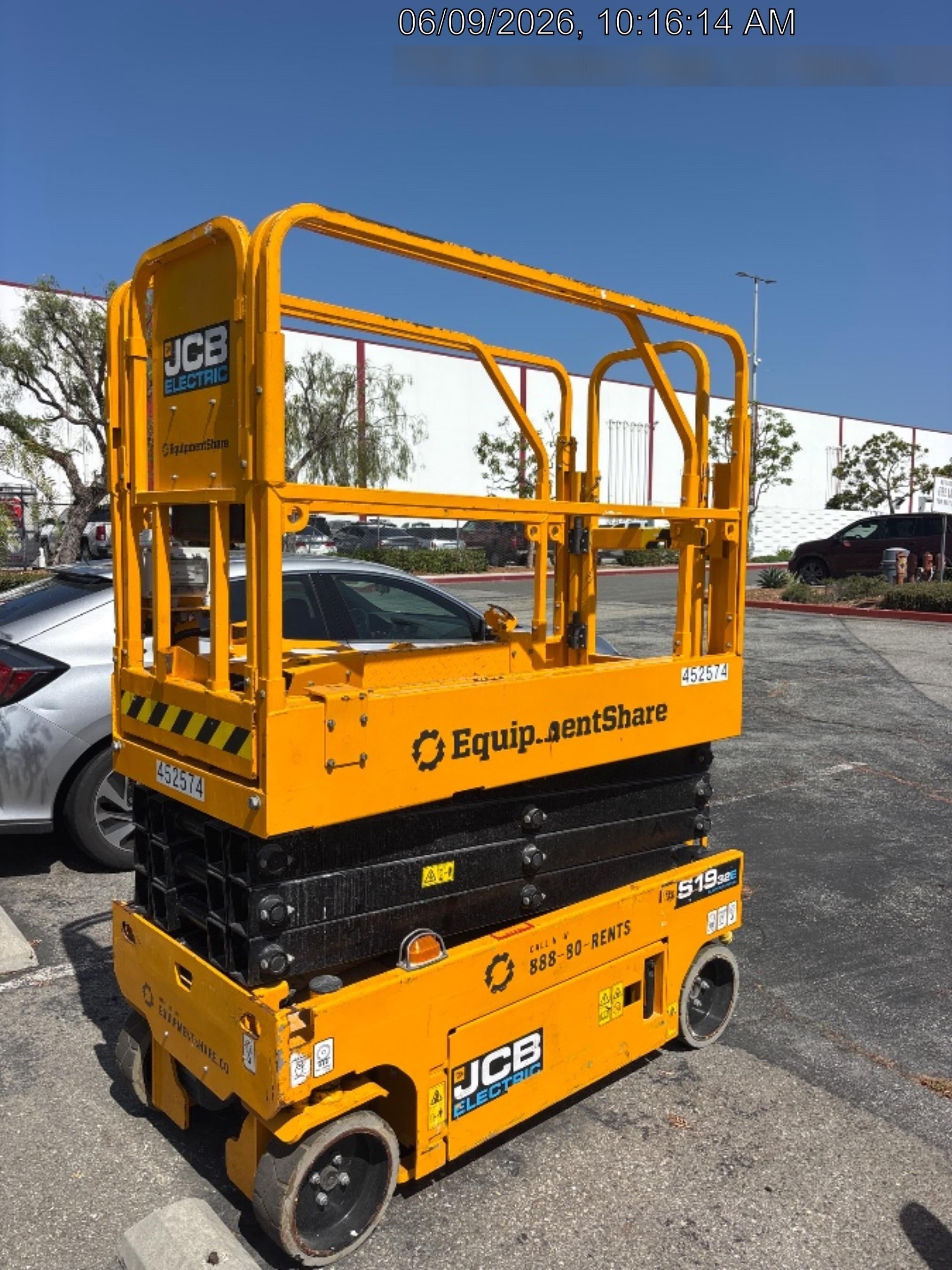 2024 JCB S1932E