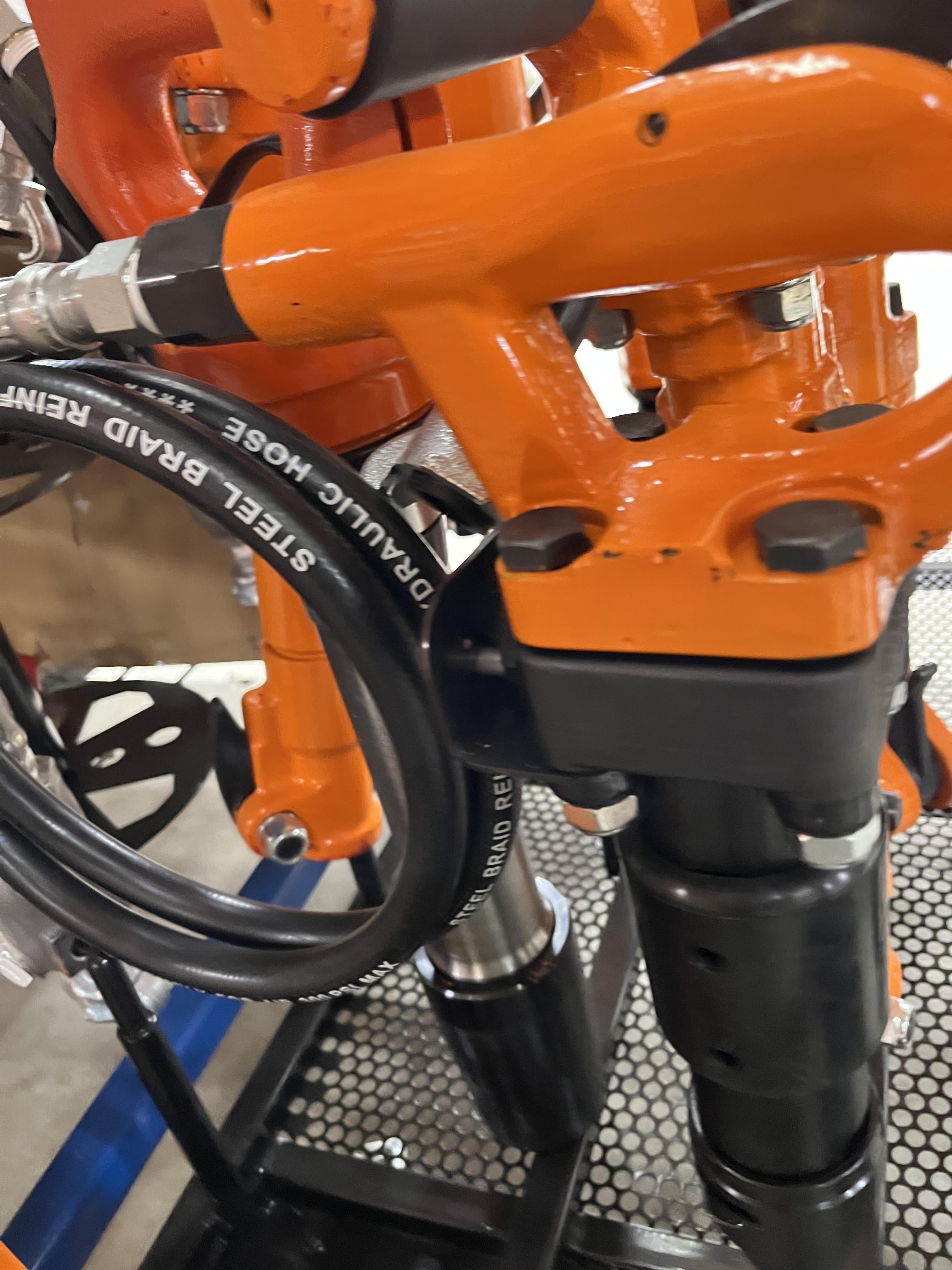 2024 MICHIGAN PNEUMATIC ES-CH3R-TRACKER