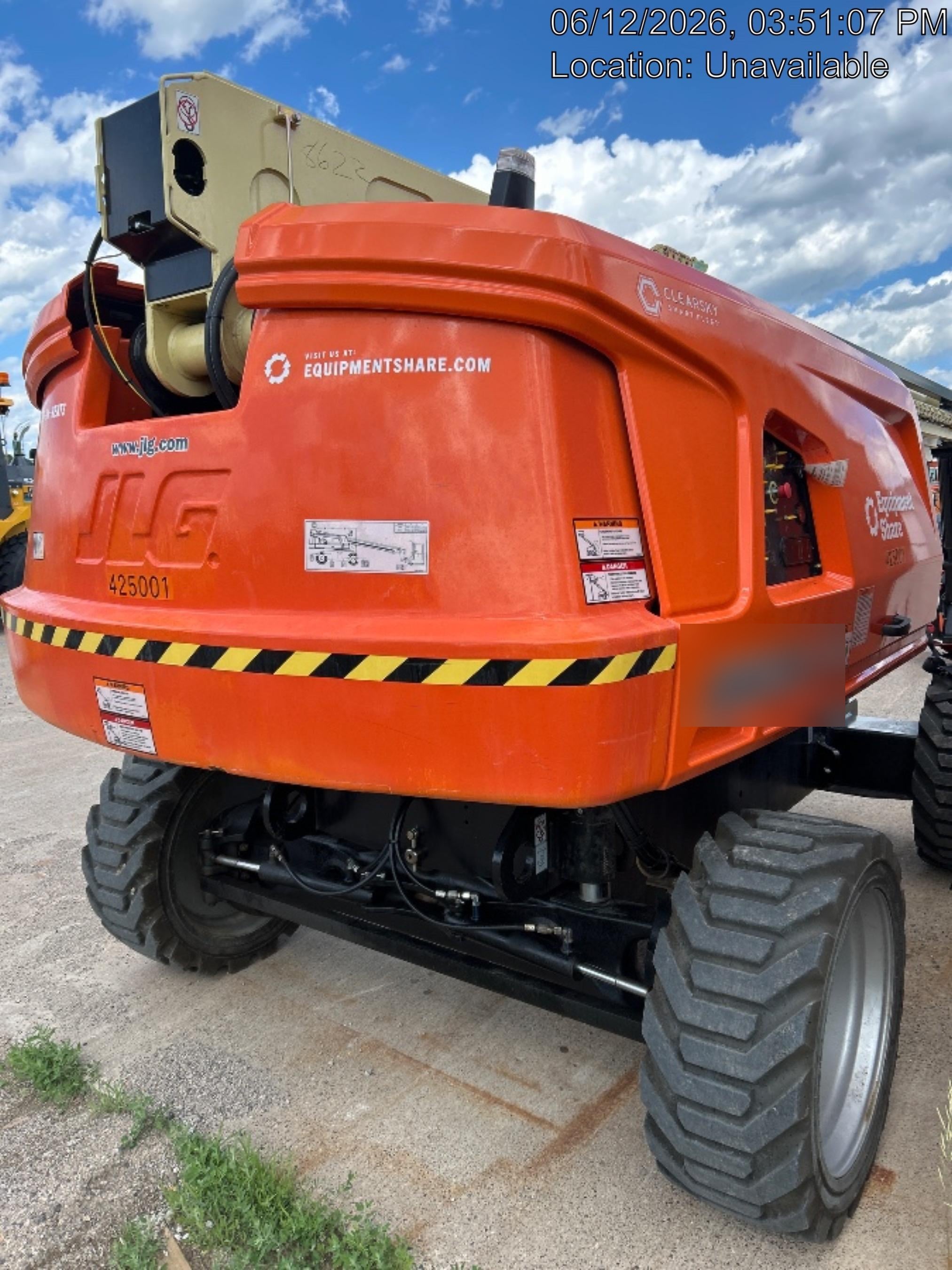 2024 JLG 660SJ