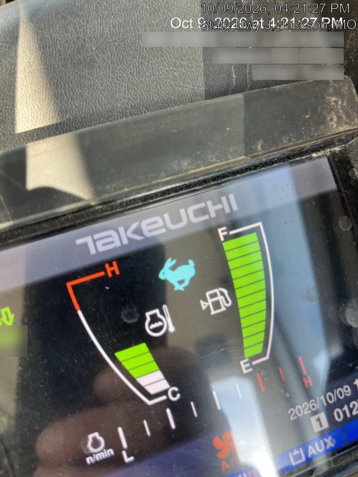 2022 TAKEUCHI TB250-2CR