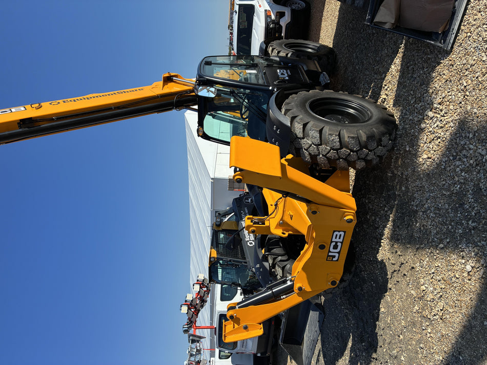 2026 JCB 514-56