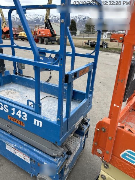 2023 GENIE GS-1432