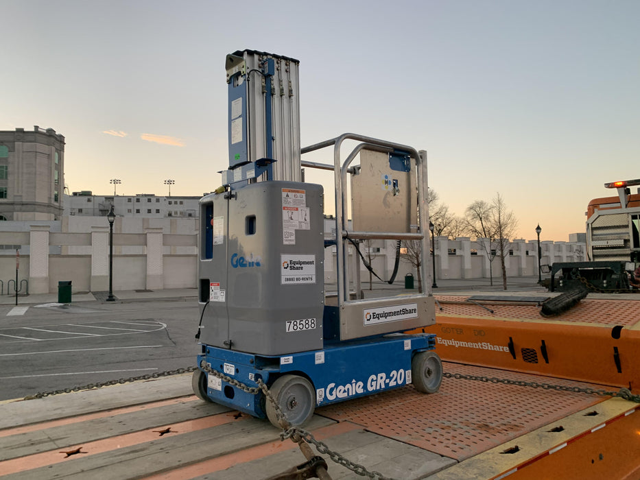 2020 GENIE GR-20