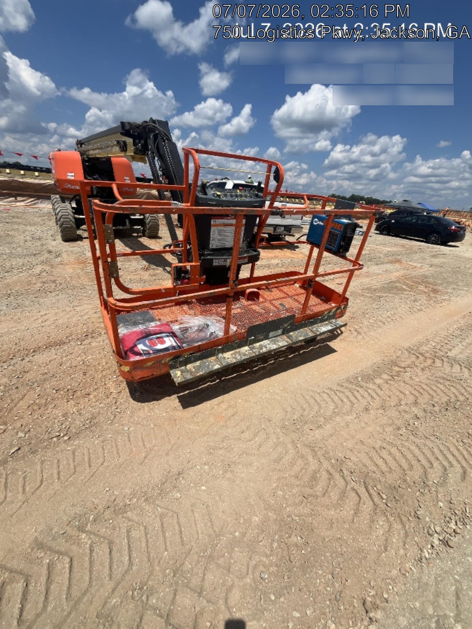 2025 JLG 660SJ