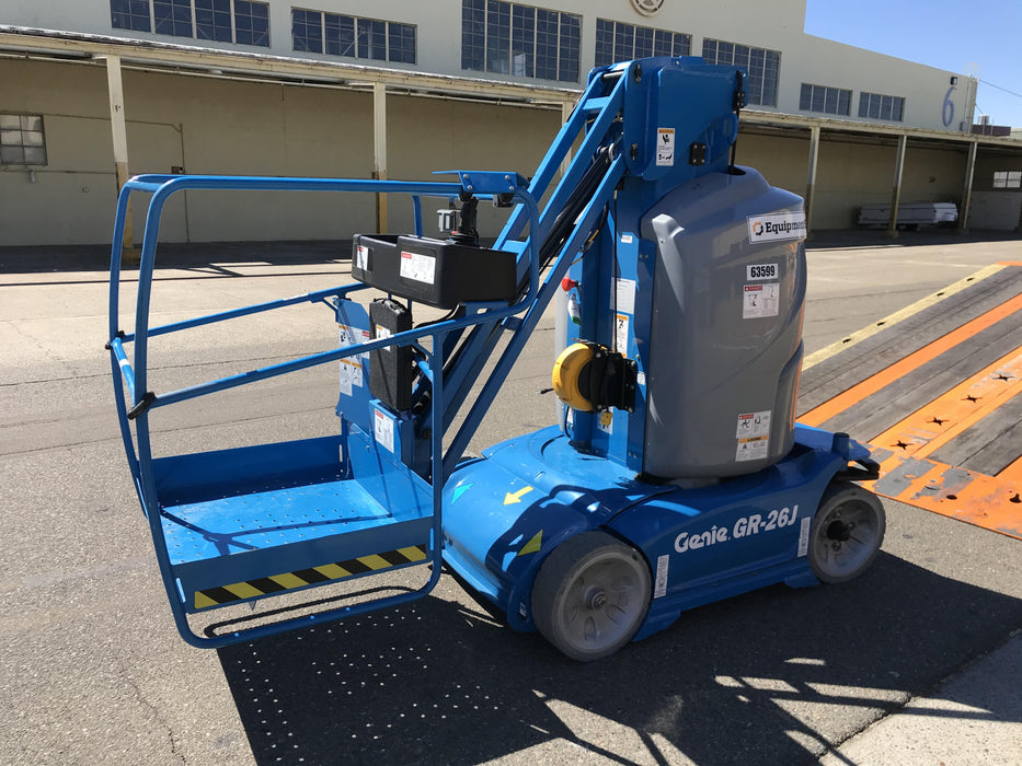 2020 GENIE GR-26J