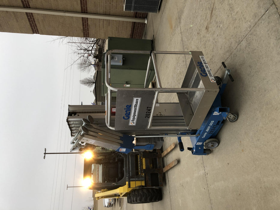 2018 GENIE AWP-30S