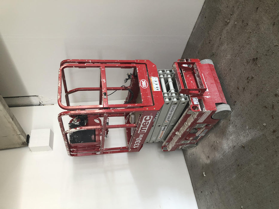 2019 MEC 1330SE MEC 1330SE w/ES Track Hardware, Full Extended 2 Year Warranty