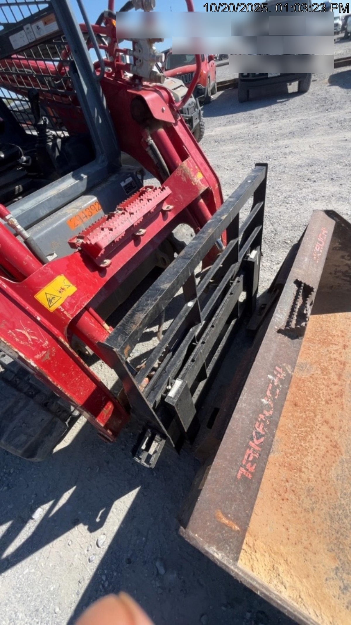 2025 ARROW MATERIAL HANDLING F5100CB - 72"