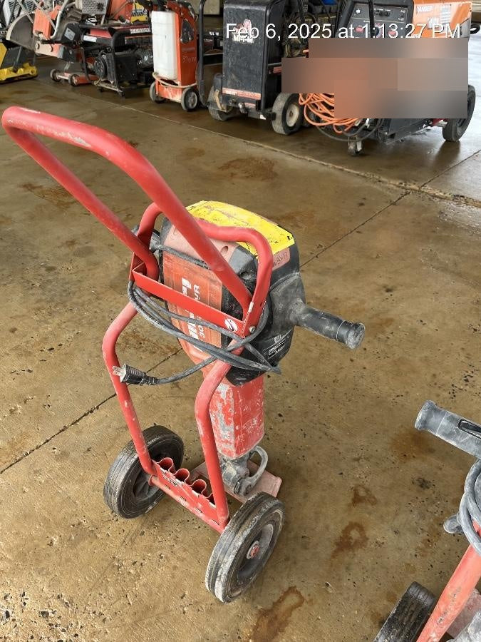 2019 HILTI TE 3000-AVR