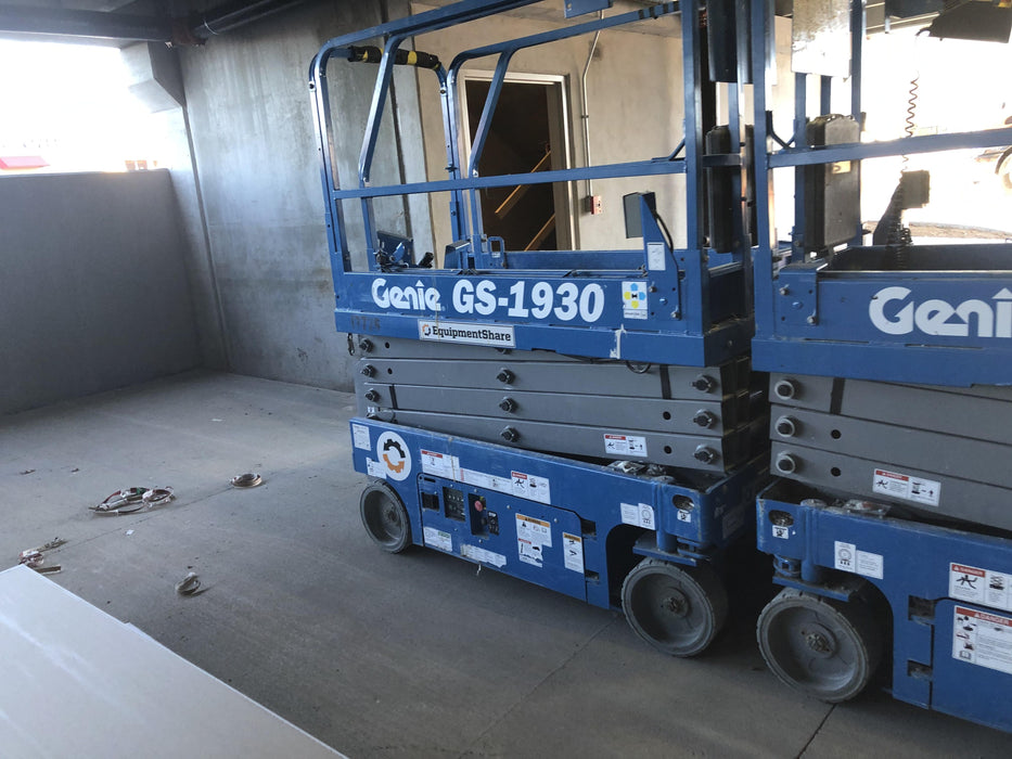 2018 Genie GS-1930 Genie GS-1930 w/Fixed Rail, Chain Entry