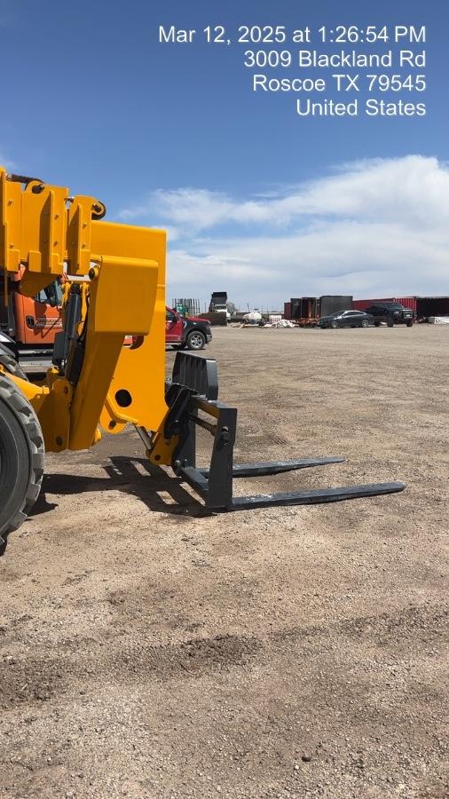 2025 JCB 512-56