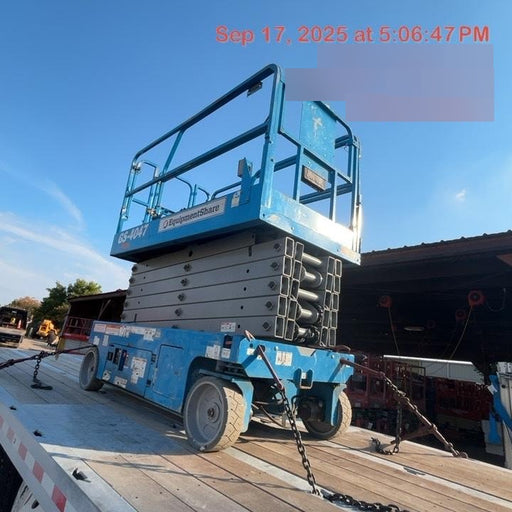 2019 Genie GS-4047 Folding rails with half height swing gate