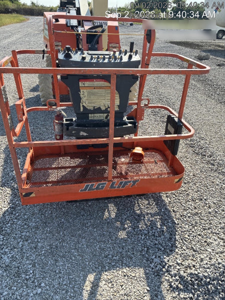 2022 JLG 340AJ