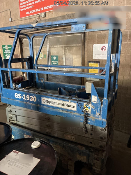 2020 Genie GS-1930 Solid Non Marking Tires, Beacon, Folding rails with half height swing gate