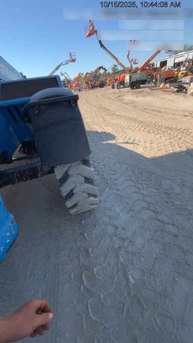 2018 Genie GTH-844 Genie GTH-844 w/ROPS, Work Lights, Solid Tires, RH Cab Mesh, Beacon, 60" Carriage and Forks