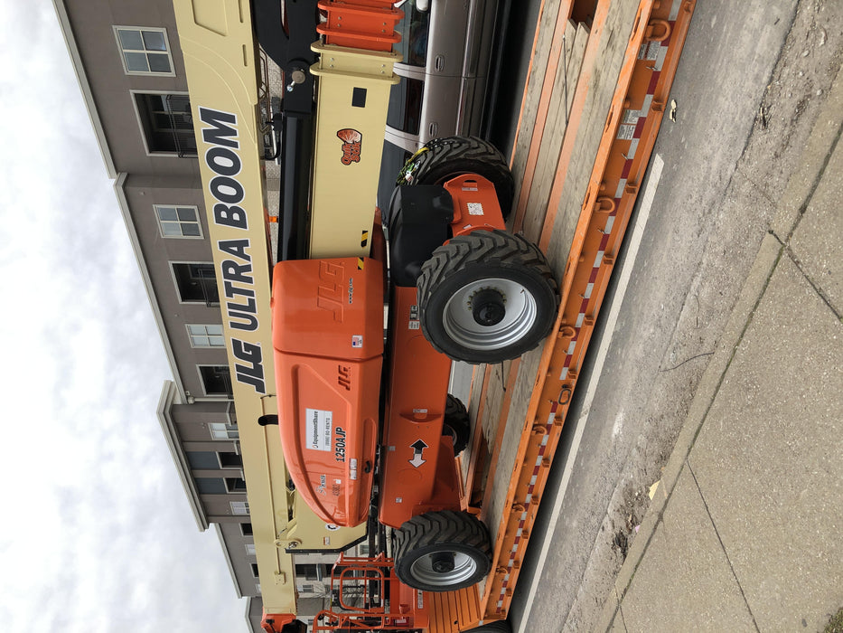 2019 JLG 1250AJP