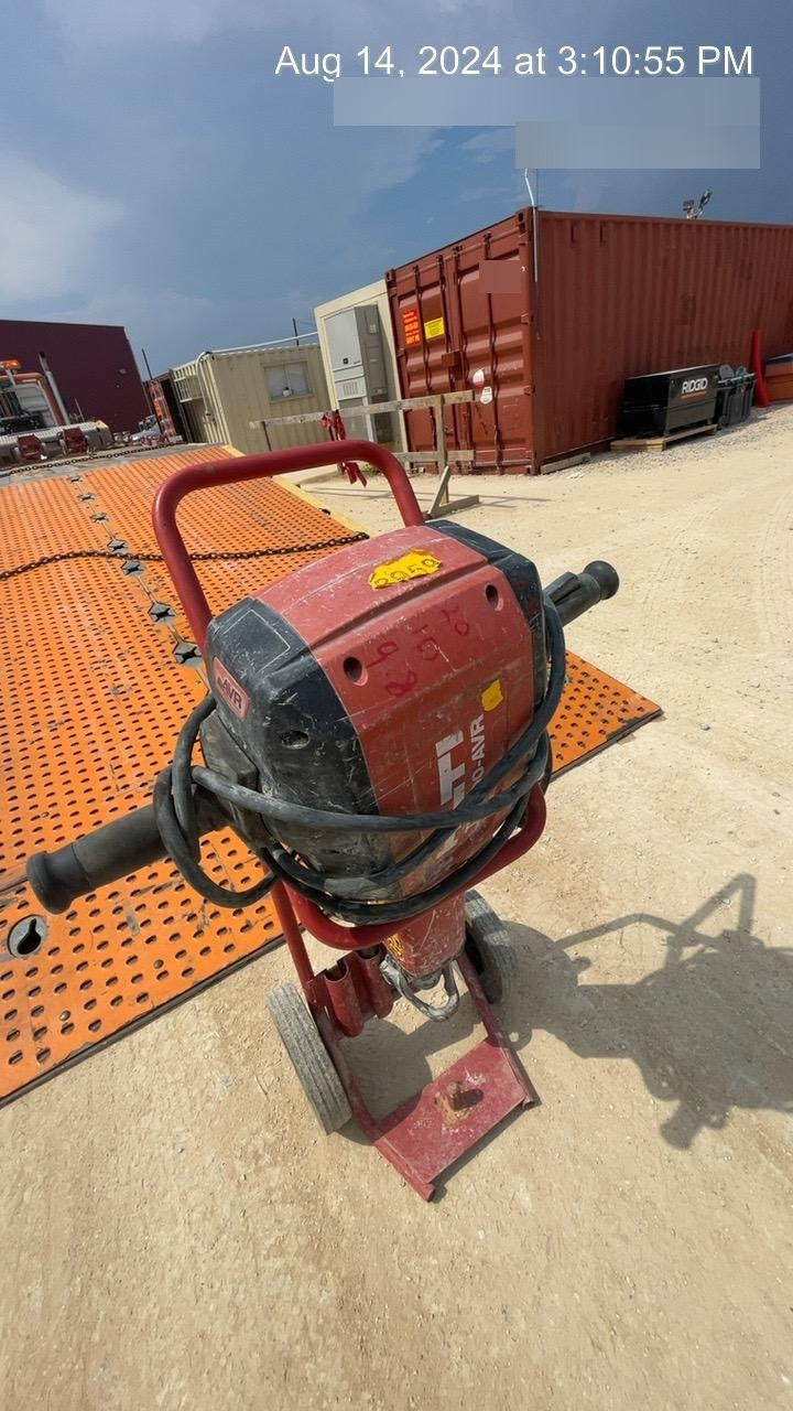 2021 HILTI TE 3000-AVR