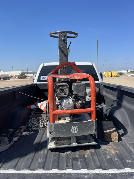 2024 HUSQVARNA LG300