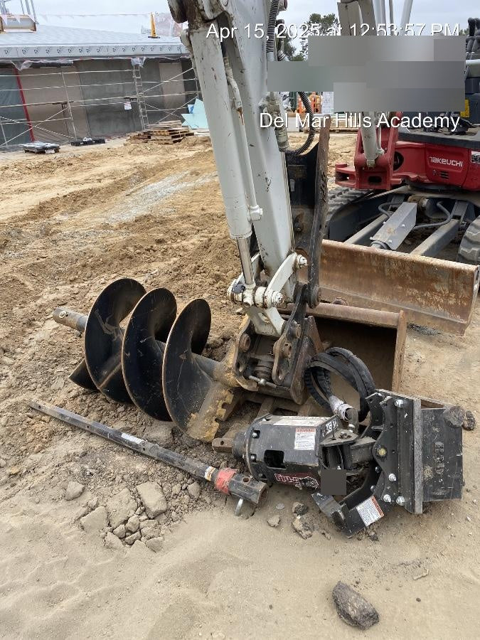 2021 DOOSAN 30" Bucket - Doosan