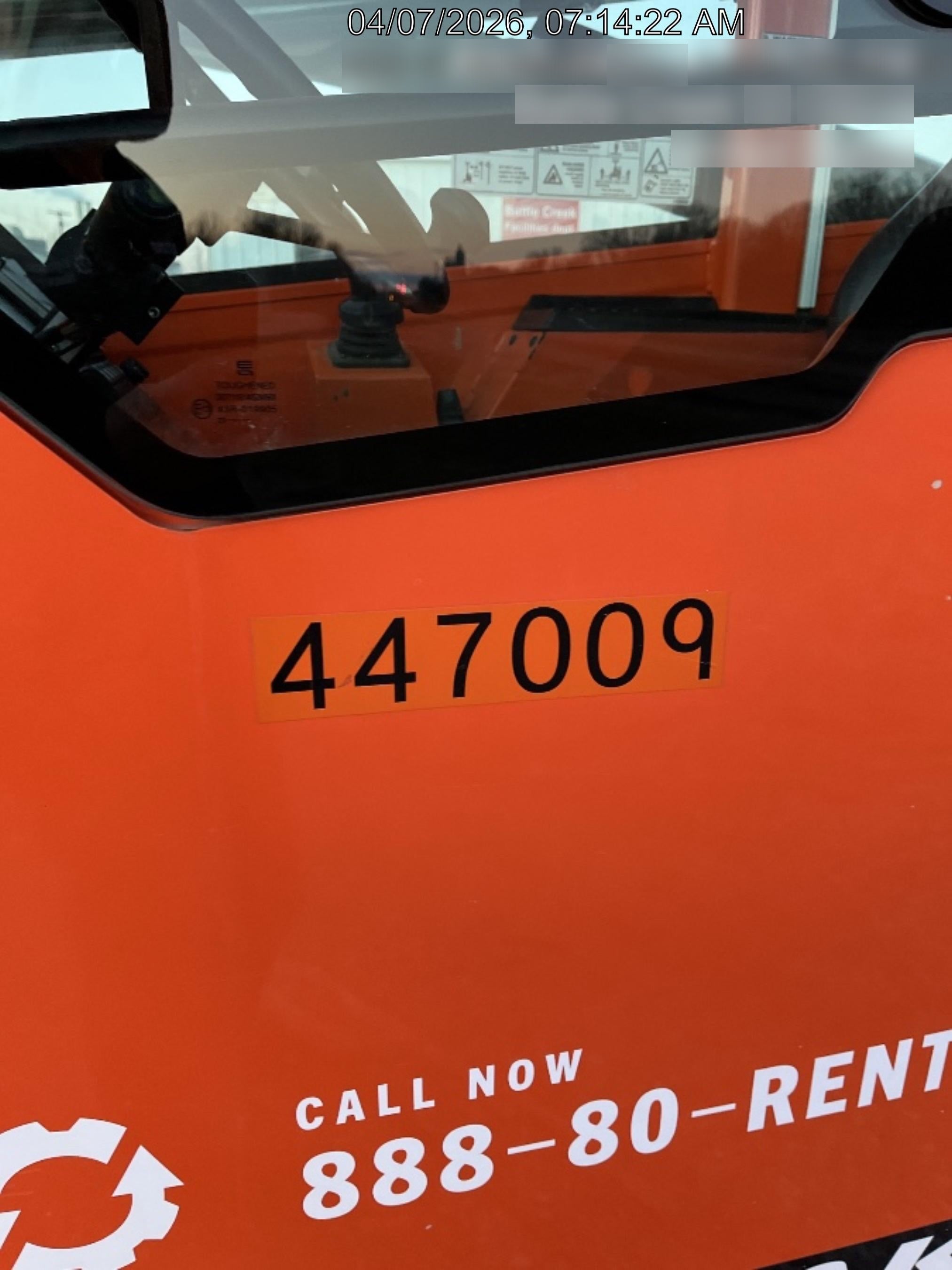 2024 SKYTRAK 8042