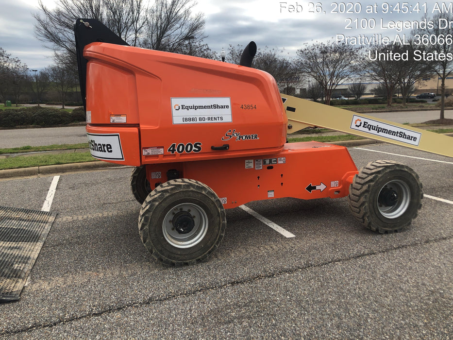 2019 JLG 400S