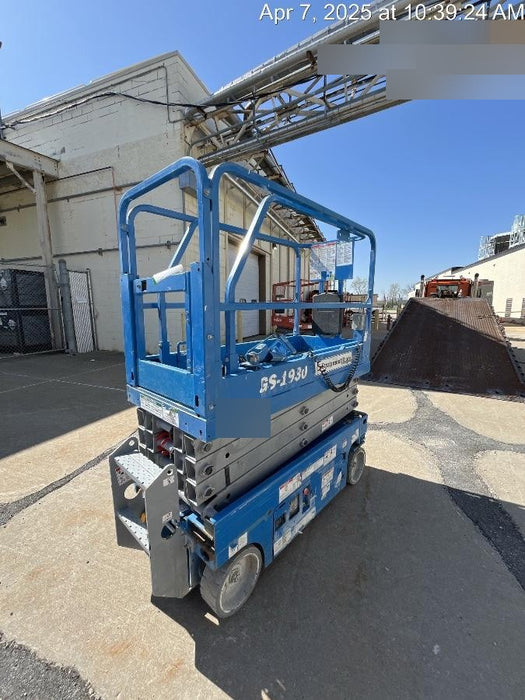 2020 Genie GS-1930 Solid Non Marking Tires, Beacon, Folding rails with half height swing gate