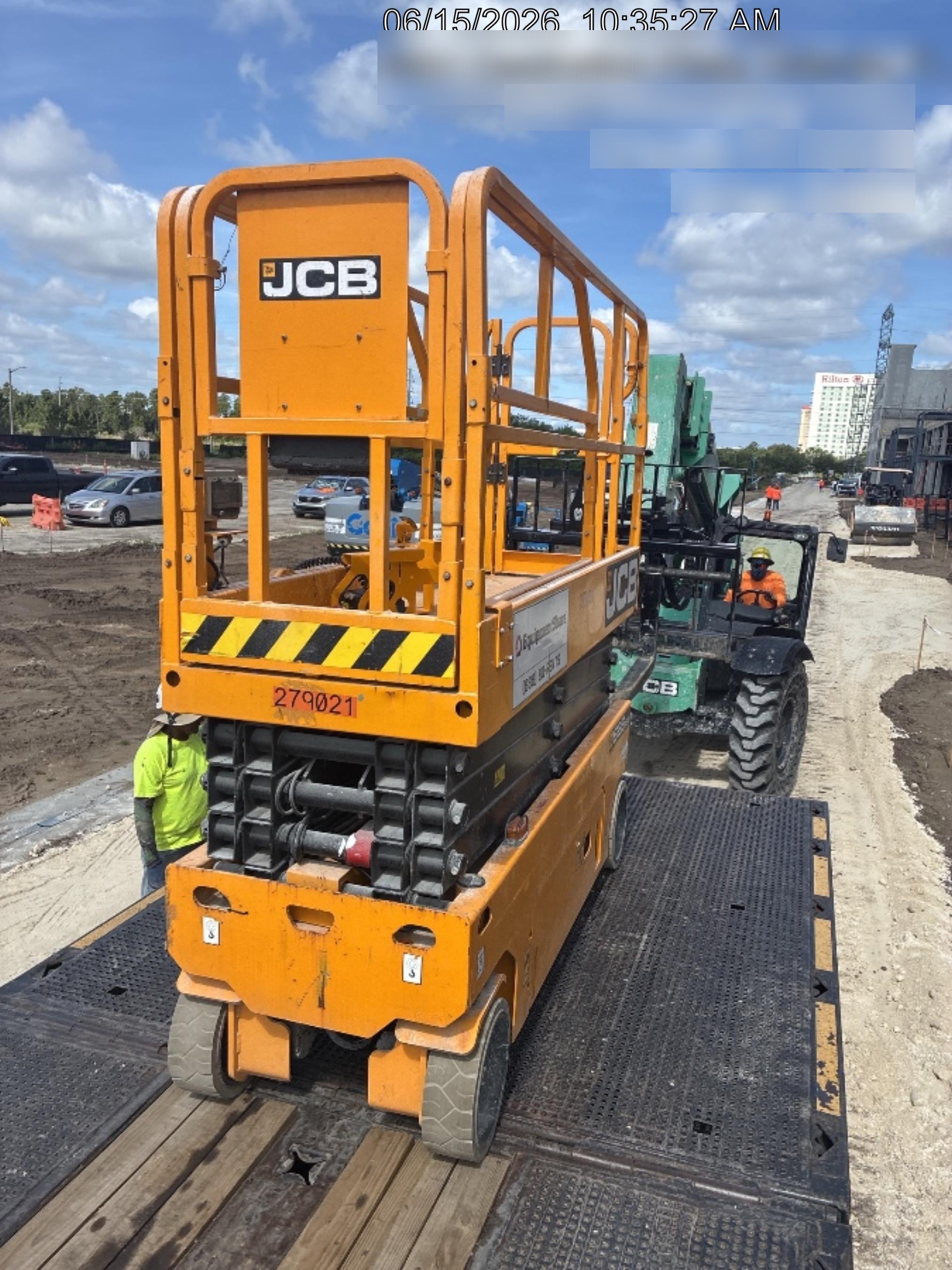 2023 JCB S2632E
