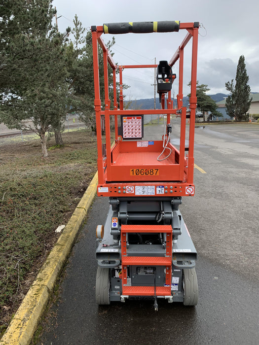2020 Skyjack SJIII-3219 Solid NM Tires, Half height spring hinged entry gate, Dual Beacons, 800W Inverter