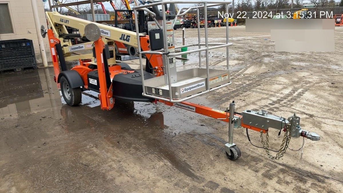 2022 JLG T350
