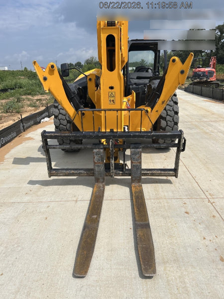 2025 JCB 512-56