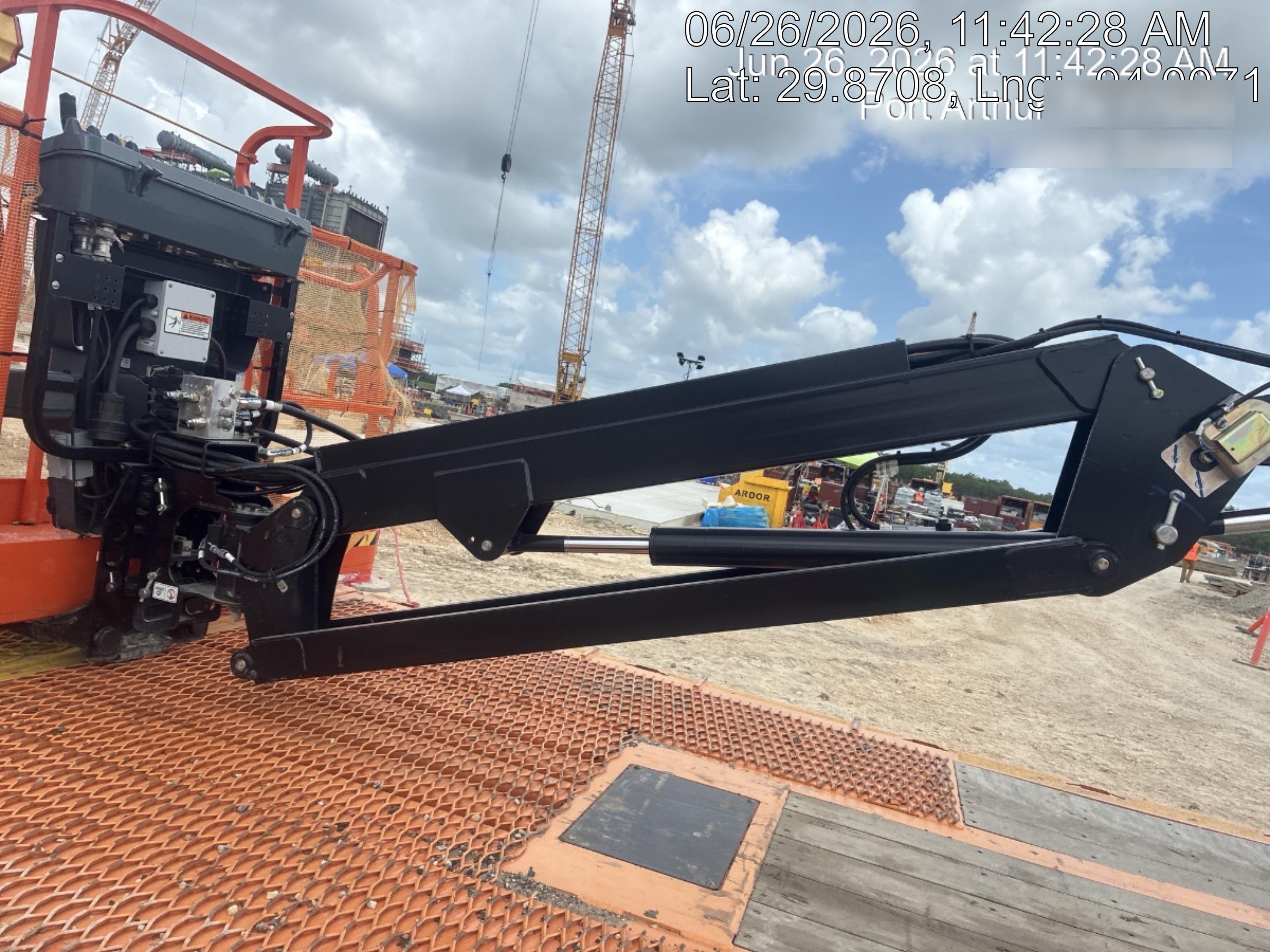 2025 JLG 660SJ