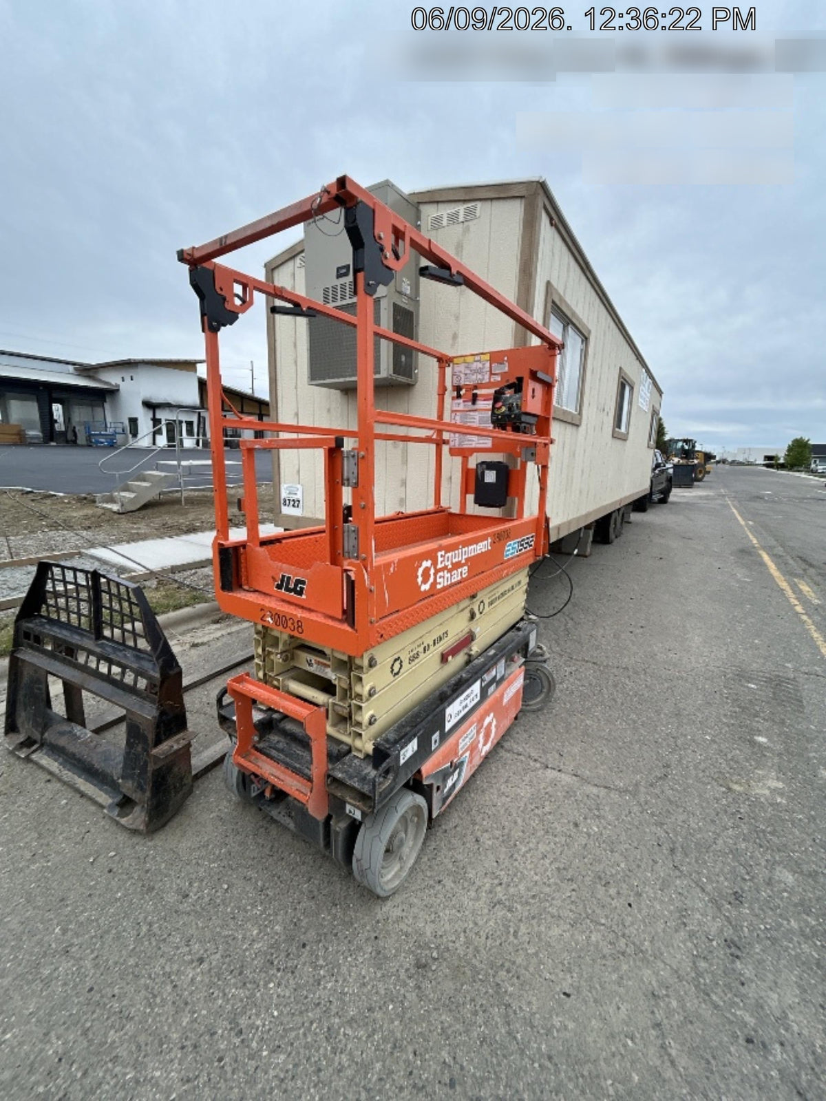 2022 JLG ES1932