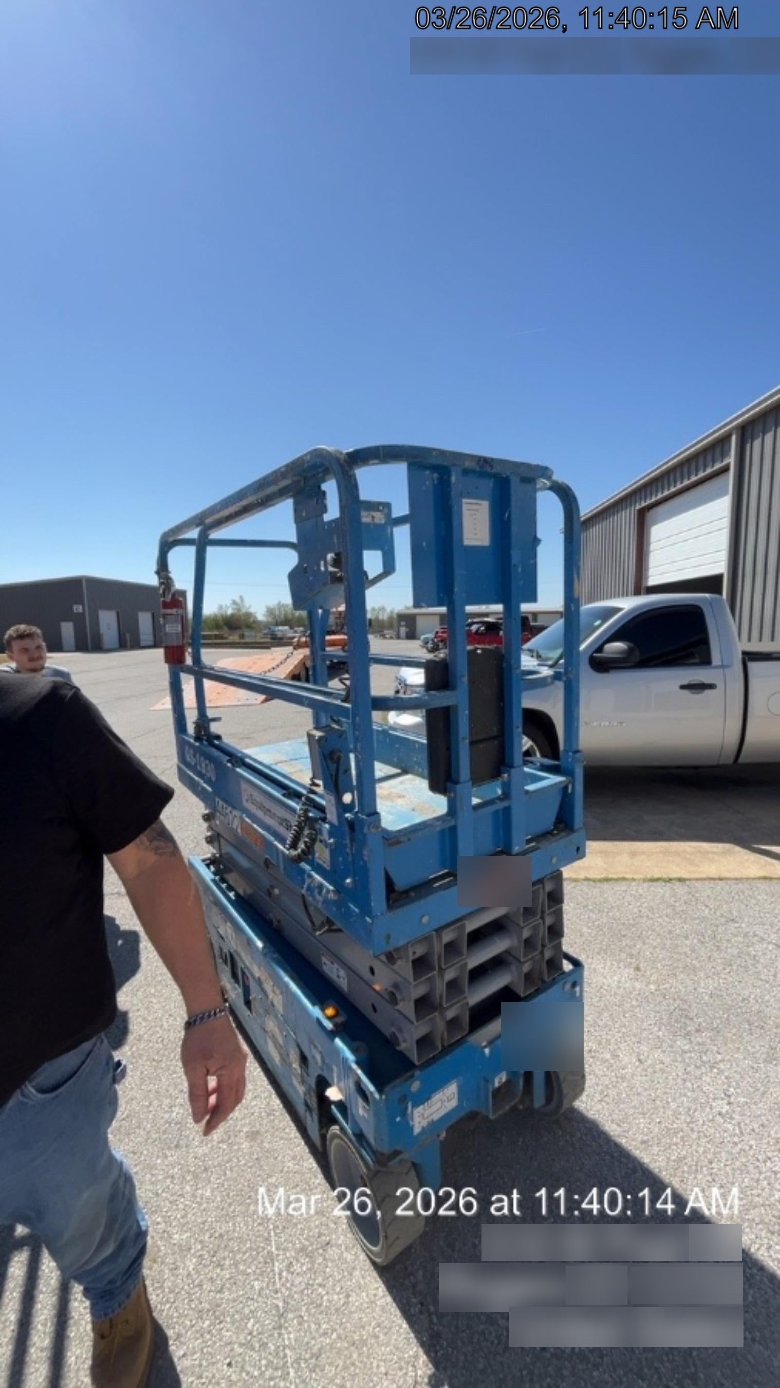 2019 Genie GS-1930 Fixed rails with chain Entry