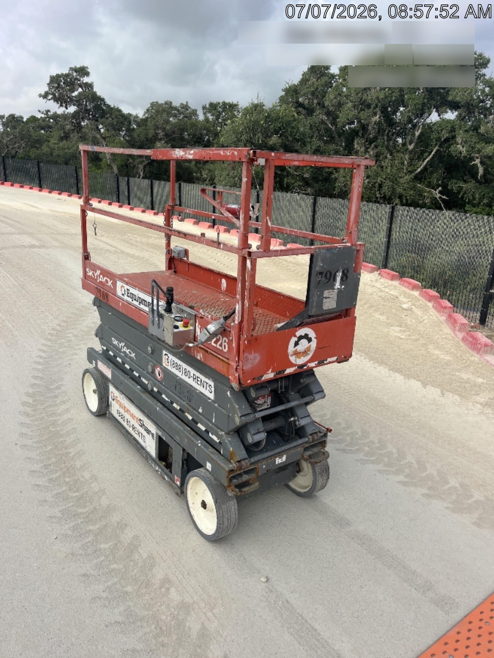 2018 SKYJACK SJIII-3226
