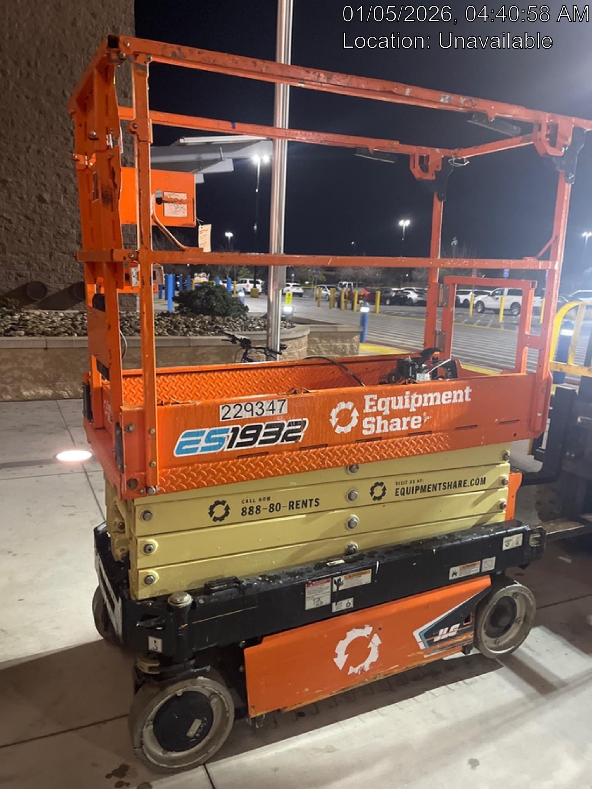 2022 JLG ES1932