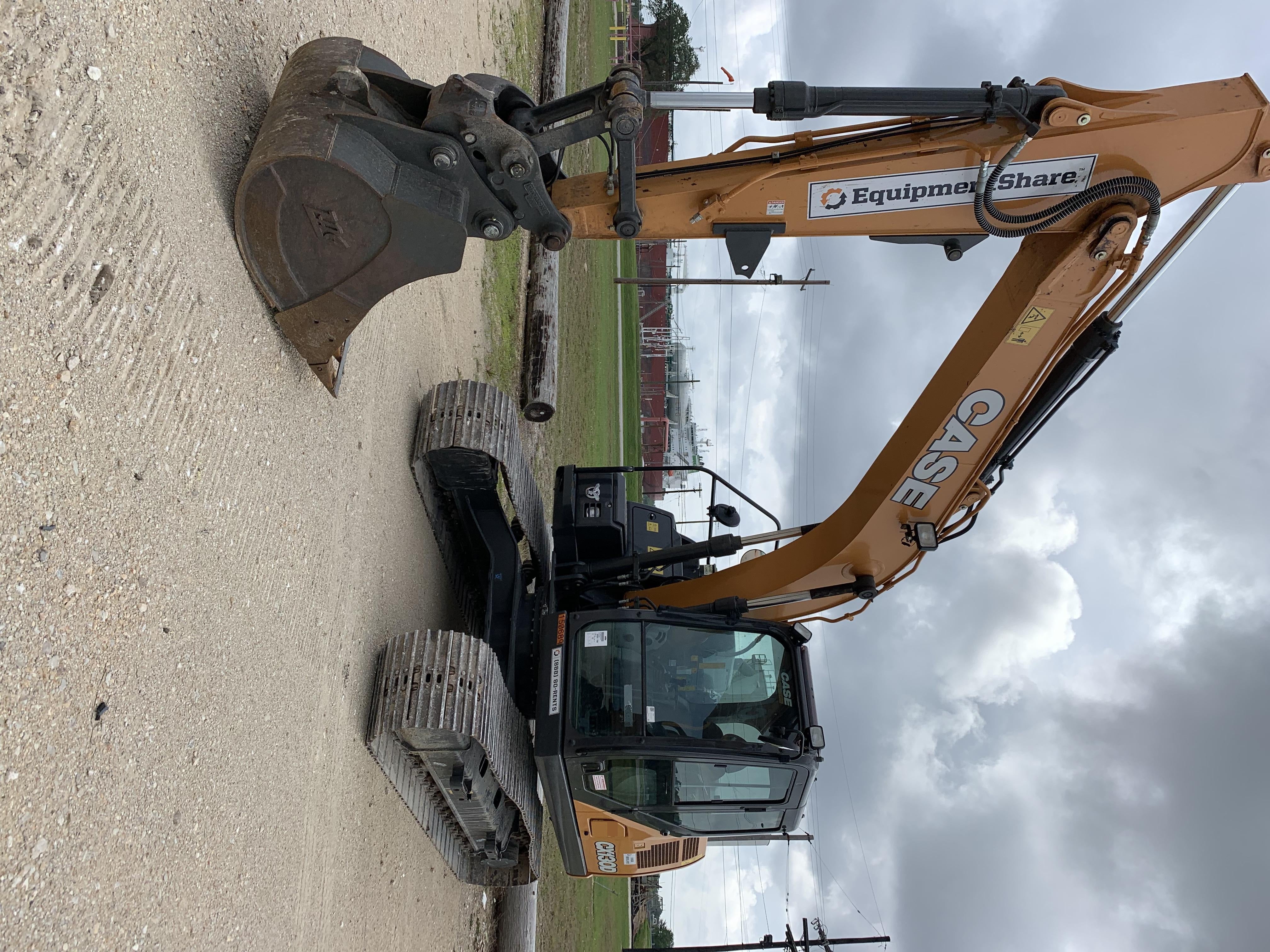 2021 CASE CX130D